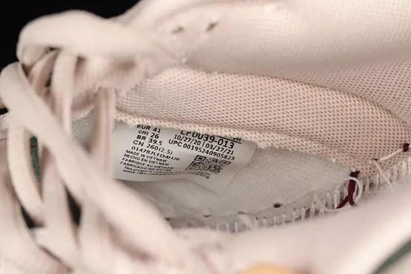 All Categories Nk SB Dunk Series Nk SB Dunk Low Low-top sneakers Otomo Katsuhiro x Nk SB Dunk Low "Steamboy OST" Otomo Katsuhiro co-branded SB low-top sports and leisure sneakers LF0039-013